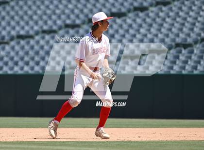 Thumbnail 1 in Don Lugo vs. Mission Viejo (Halo Classic) photogallery.