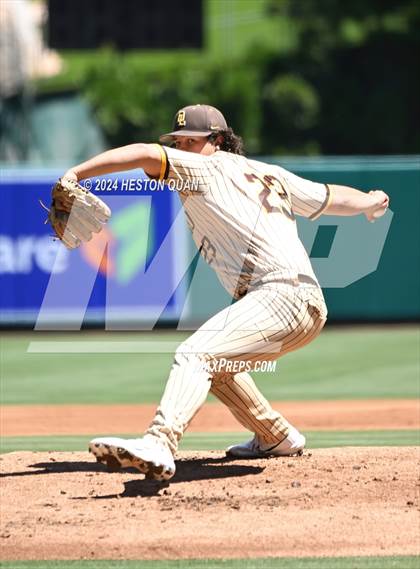 Thumbnail 1 in Don Lugo vs. Mission Viejo (Halo Classic) photogallery.
