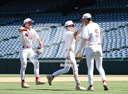 Thumbnail 3 in Don Lugo vs. Mission Viejo (Halo Classic) photogallery.