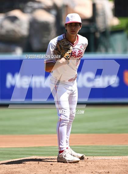 Thumbnail 2 in Don Lugo vs. Mission Viejo (Halo Classic) photogallery.