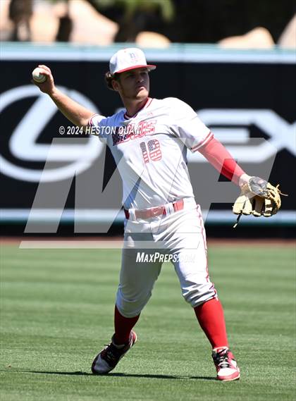 Thumbnail 3 in Don Lugo vs. Mission Viejo (Halo Classic) photogallery.