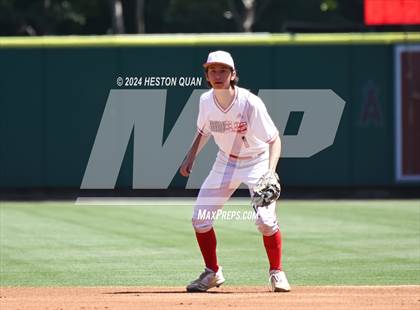 Thumbnail 2 in Don Lugo vs. Mission Viejo (Halo Classic) photogallery.