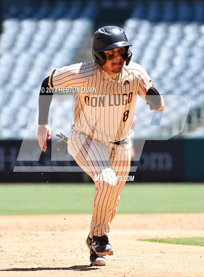 Thumbnail 1 in Don Lugo vs. Mission Viejo (Halo Classic) photogallery.