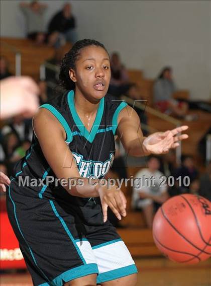 Thumbnail 2 in Sheldon vs. Oak Ridge (CIF SJS D1 Playoffs) photogallery.