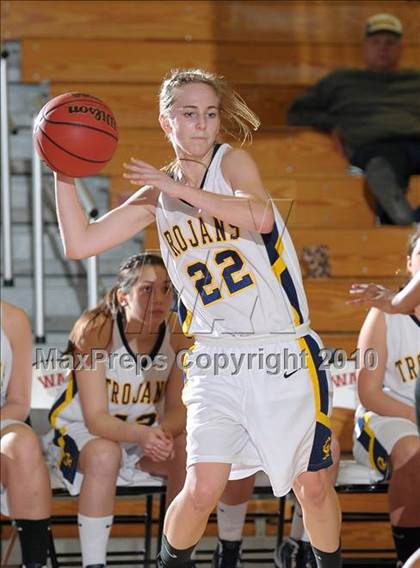 Thumbnail 1 in Sheldon vs. Oak Ridge (CIF SJS D1 Playoffs) photogallery.
