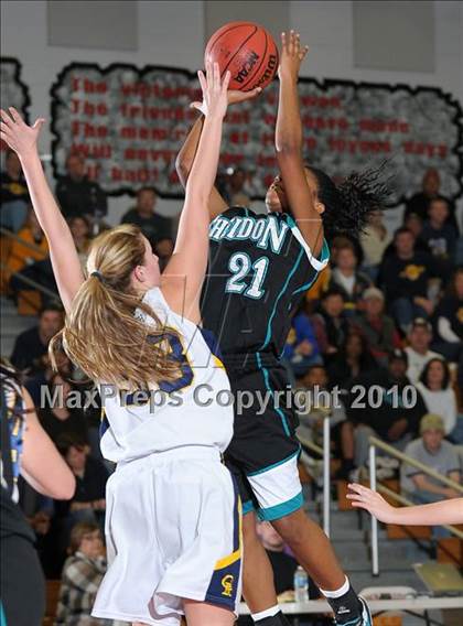 Thumbnail 3 in Sheldon vs. Oak Ridge (CIF SJS D1 Playoffs) photogallery.
