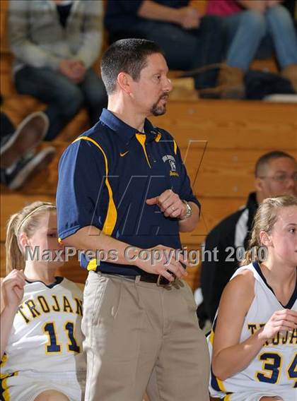 Thumbnail 2 in Sheldon vs. Oak Ridge (CIF SJS D1 Playoffs) photogallery.