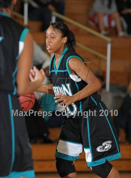 Thumbnail 3 in Sheldon vs. Oak Ridge (CIF SJS D1 Playoffs) photogallery.