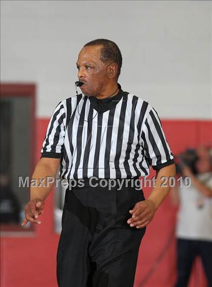 Thumbnail 3 in Sheldon vs. Oak Ridge (CIF SJS D1 Playoffs) photogallery.
