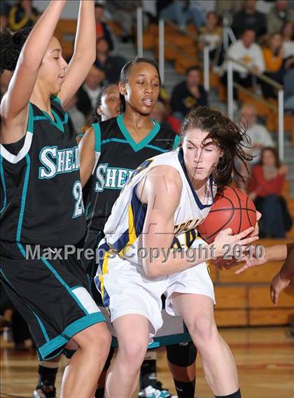 Thumbnail 1 in Sheldon vs. Oak Ridge (CIF SJS D1 Playoffs) photogallery.
