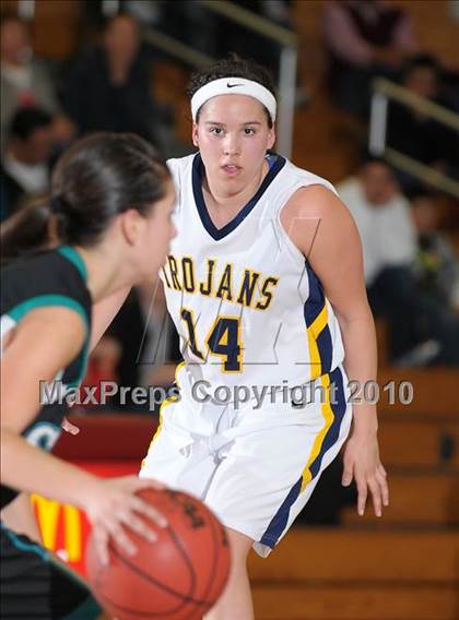 Thumbnail 2 in Sheldon vs. Oak Ridge (CIF SJS D1 Playoffs) photogallery.