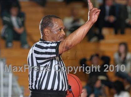 Thumbnail 3 in Sheldon vs. Oak Ridge (CIF SJS D1 Playoffs) photogallery.