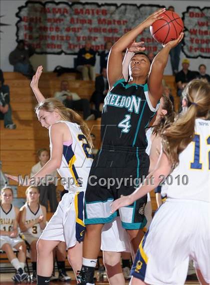Thumbnail 2 in Sheldon vs. Oak Ridge (CIF SJS D1 Playoffs) photogallery.