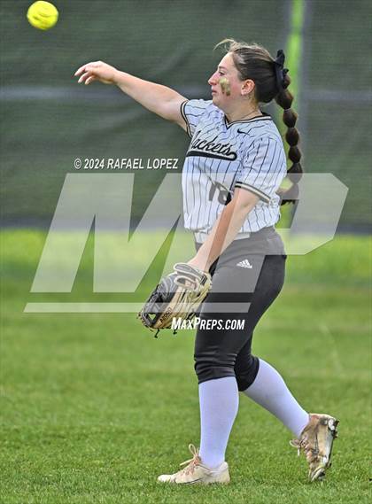 Thumbnail 3 in Terry @ Galena Park (UIL Softball 5A Region 3 Bi-District) photogallery.