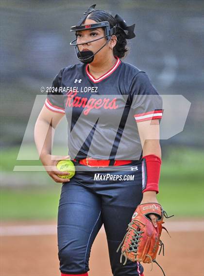 Thumbnail 3 in Terry @ Galena Park (UIL Softball 5A Region 3 Bi-District) photogallery.