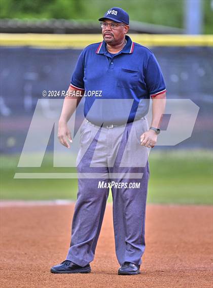 Thumbnail 2 in Terry @ Galena Park (UIL Softball 5A Region 3 Bi-District) photogallery.