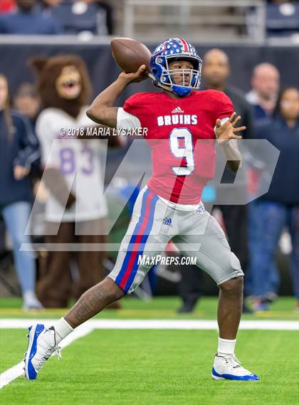 Thumbnail 3 in Cypress Creek vs West Brook (UIL 6A Quarterfinal Playoffs) photogallery.