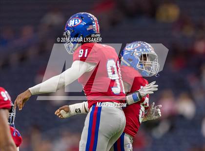 Thumbnail 1 in Cypress Creek vs West Brook (UIL 6A Quarterfinal Playoffs) photogallery.