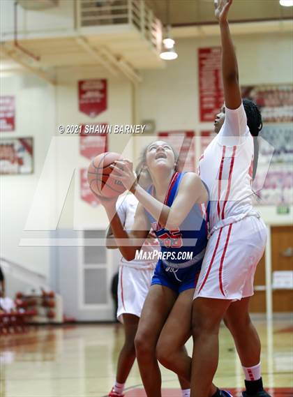 Thumbnail 1 in Roncalli @ Pike photogallery.