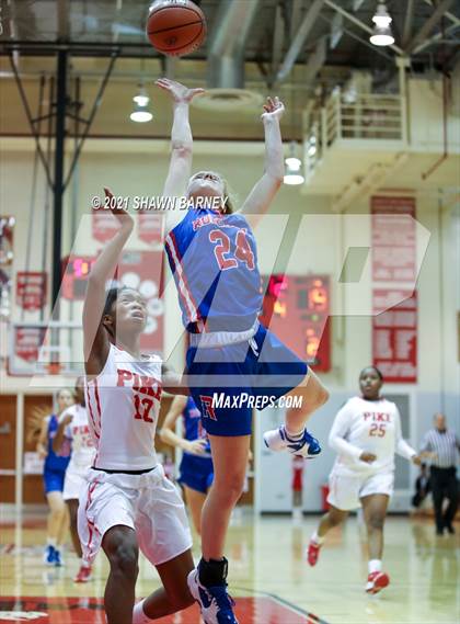 Thumbnail 3 in Roncalli @ Pike photogallery.