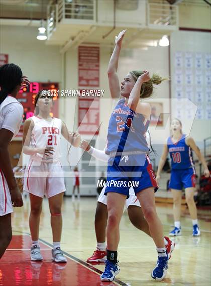 Thumbnail 3 in Roncalli @ Pike photogallery.