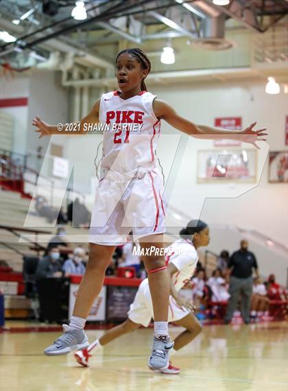 Thumbnail 2 in Roncalli @ Pike photogallery.
