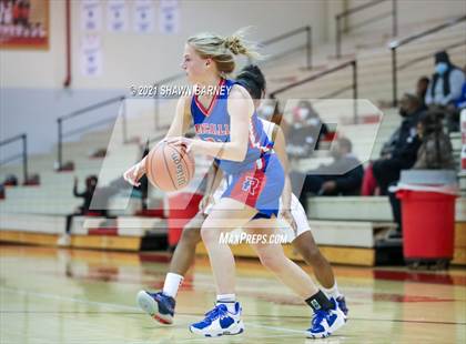 Thumbnail 2 in Roncalli @ Pike photogallery.