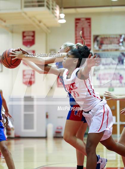 Thumbnail 2 in Roncalli @ Pike photogallery.