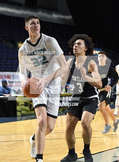 Thumbnail 3 in Kentlake vs. Bonney Lake photogallery.