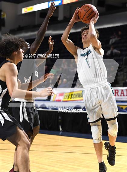 Thumbnail 2 in Kentlake vs. Bonney Lake photogallery.
