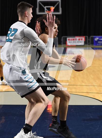 Thumbnail 2 in Kentlake vs. Bonney Lake photogallery.