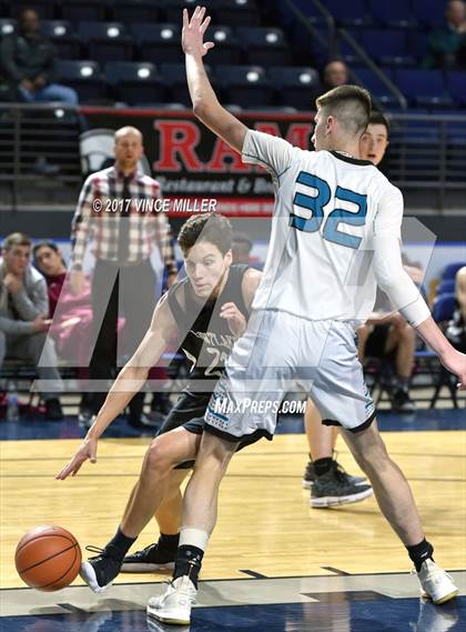 Thumbnail 2 in Kentlake vs. Bonney Lake photogallery.