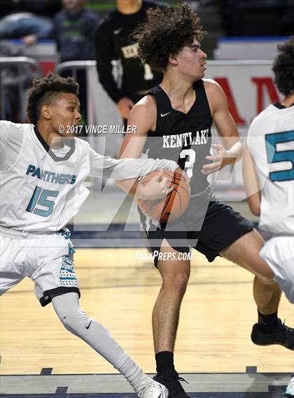 Thumbnail 3 in Kentlake vs. Bonney Lake photogallery.