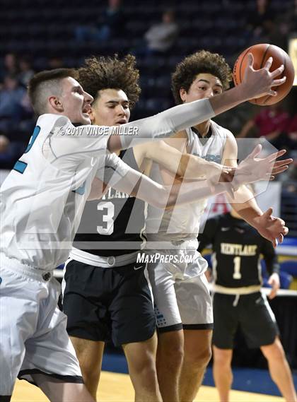 Thumbnail 3 in Kentlake vs. Bonney Lake photogallery.