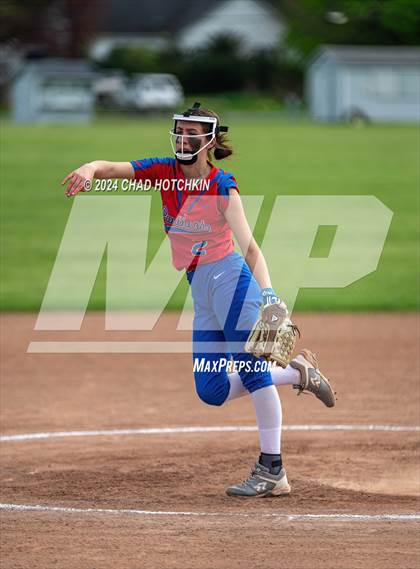 Thumbnail 3 in Campbell-Savona @ South Seneca photogallery.