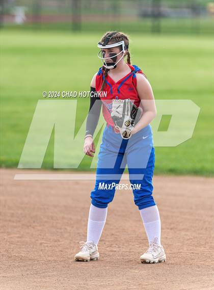 Thumbnail 3 in Campbell-Savona @ South Seneca photogallery.