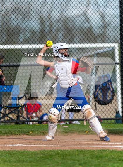 Thumbnail 1 in Campbell-Savona @ South Seneca photogallery.