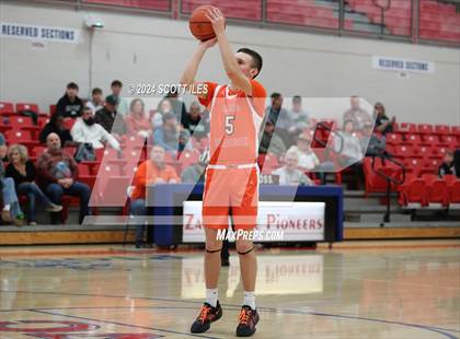 Thumbnail 2 in Amanda-Clearcreek vs Huntington photogallery.