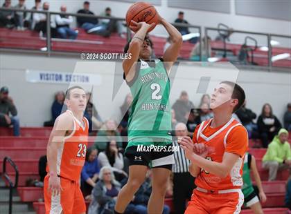 Thumbnail 2 in Amanda-Clearcreek vs Huntington photogallery.