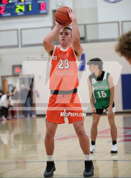Thumbnail 2 in Amanda-Clearcreek vs Huntington photogallery.