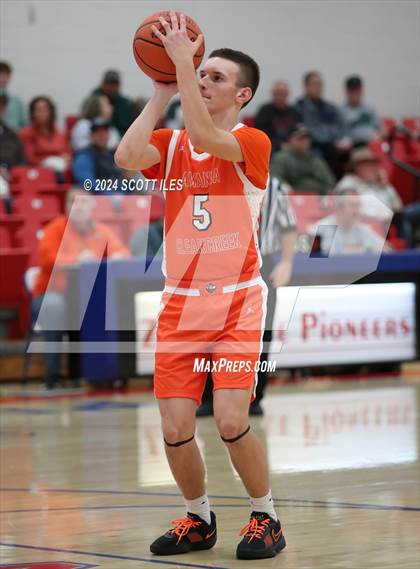 Thumbnail 3 in Amanda-Clearcreek vs Huntington photogallery.