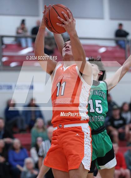 Thumbnail 1 in Amanda-Clearcreek vs Huntington photogallery.