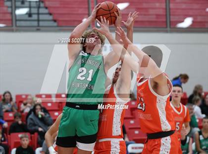 Thumbnail 3 in Amanda-Clearcreek vs Huntington photogallery.