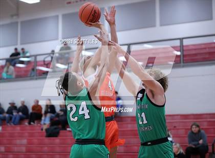 Thumbnail 1 in Amanda-Clearcreek vs Huntington photogallery.