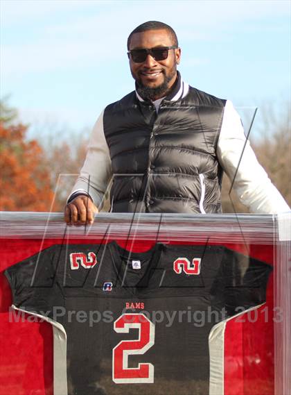 Thumbnail 1 in Duval @ Suitland (MPSSAA 4A South Region Final) photogallery.