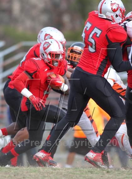 Thumbnail 3 in Duval @ Suitland (MPSSAA 4A South Region Final) photogallery.