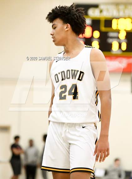 Thumbnail 3 in St. John Bosco vs. Bishop O'Dowd (NorCal Catholic School Challenge) photogallery.