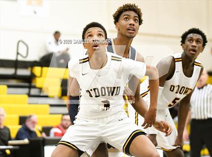 Thumbnail 2 in St. John Bosco vs. Bishop O'Dowd (NorCal Catholic School Challenge) photogallery.