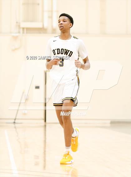Thumbnail 2 in St. John Bosco vs. Bishop O'Dowd (NorCal Catholic School Challenge) photogallery.