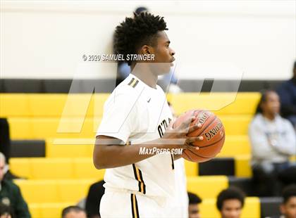 Thumbnail 3 in St. John Bosco vs. Bishop O'Dowd (NorCal Catholic School Challenge) photogallery.